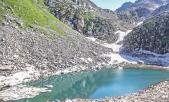 ‘Dark water lake’ in Swat drawing tourists in numbers ‘Dark water lake’ in Swat drawing tourists in numbers